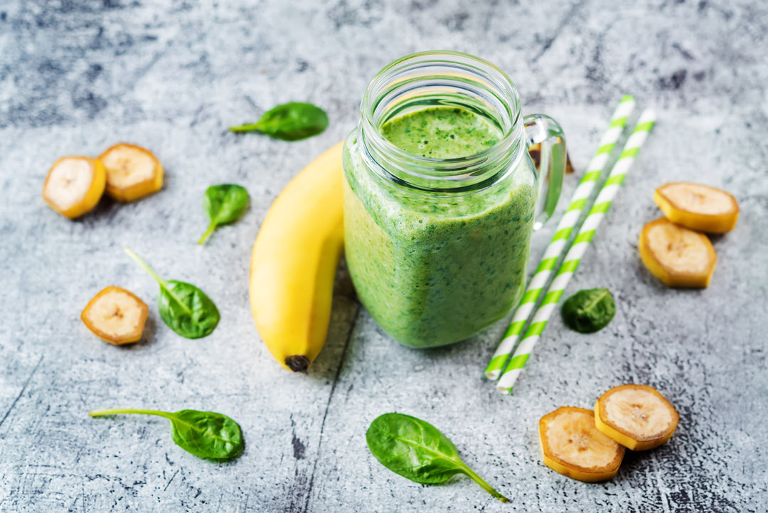 Protein Smoothie Tarifi: Meyveli Yüksek Proteinli Kahvaltı İçeceği