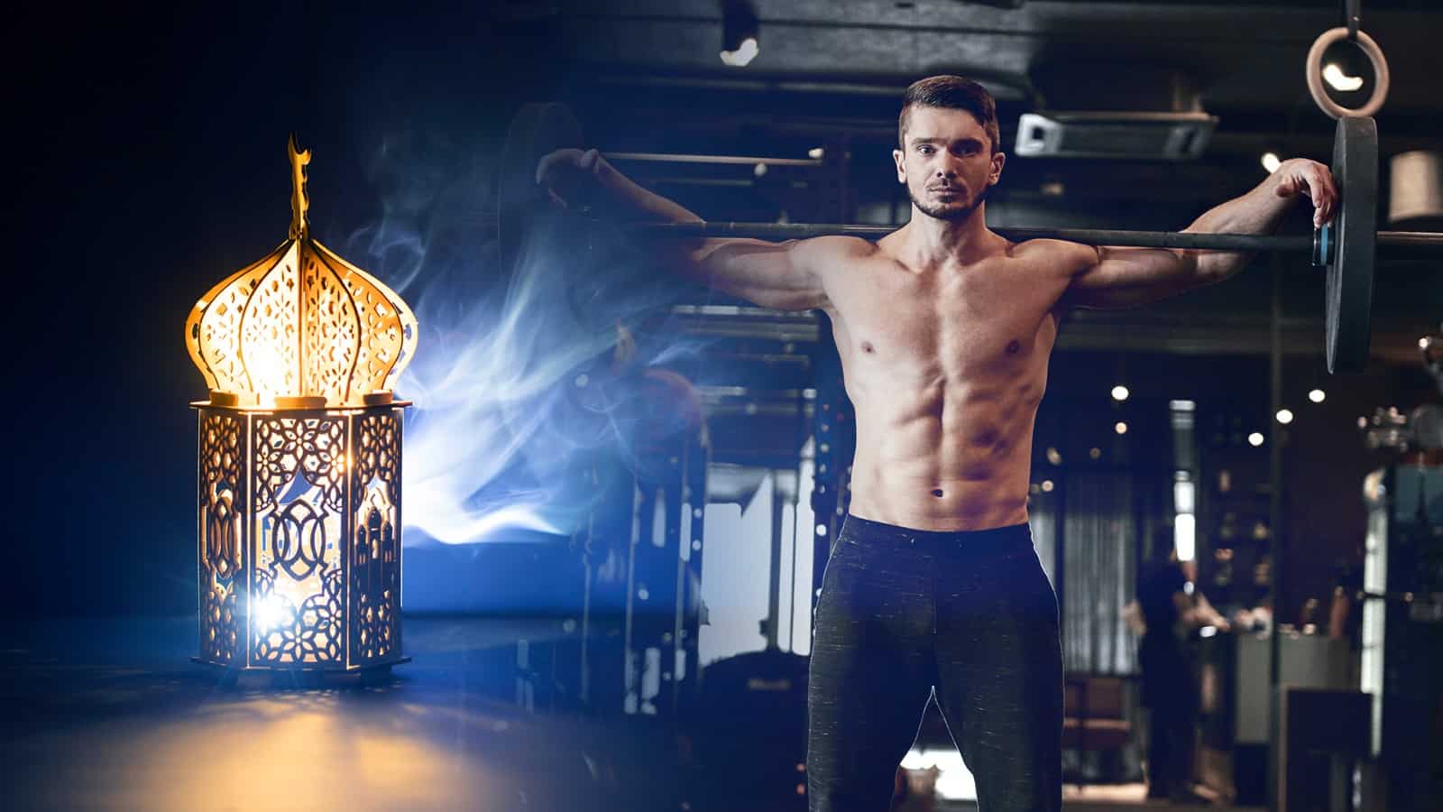 Spor salonunda antrenman yapan sporcu ve Ramazan feneri